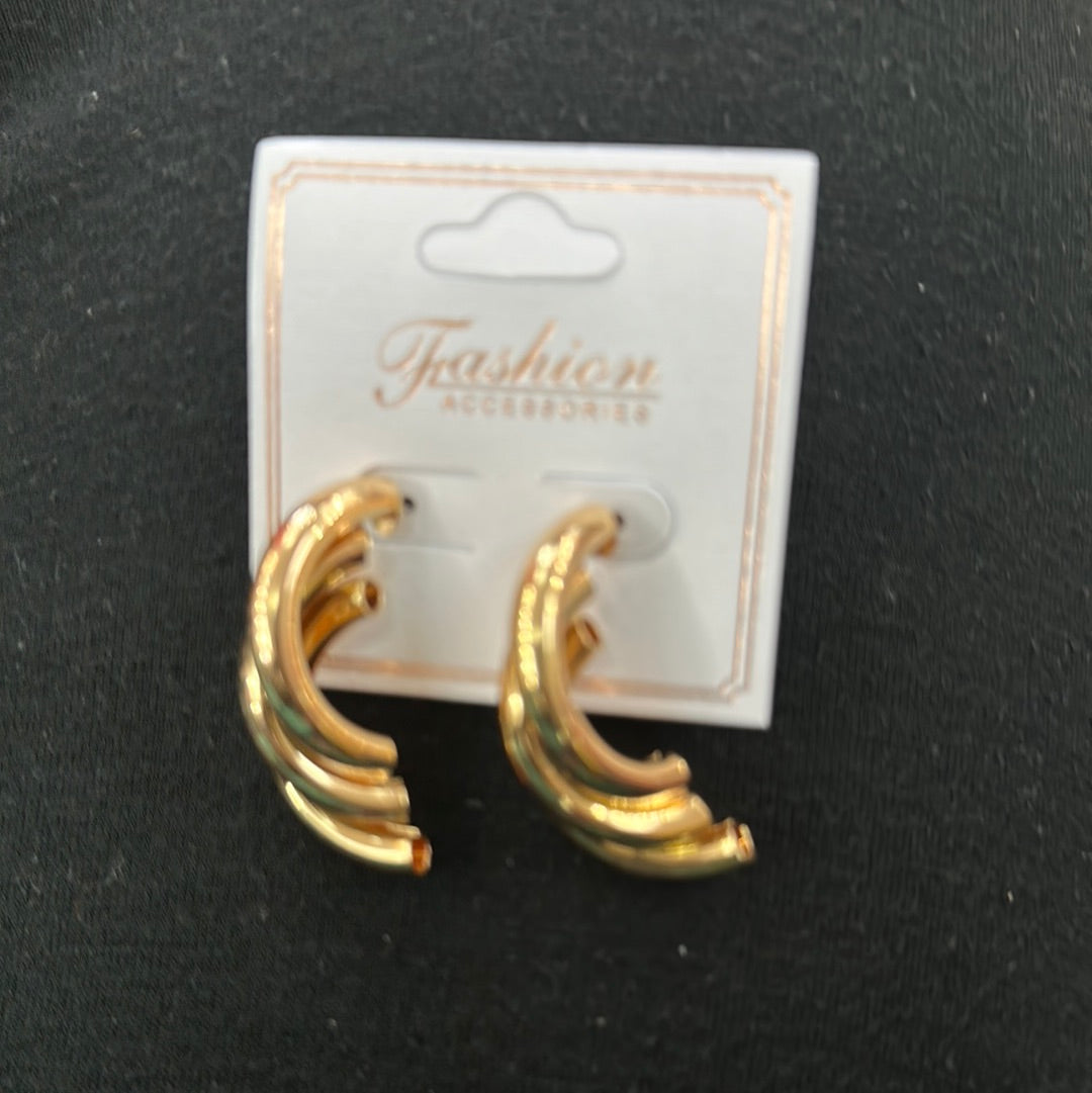 Triple Curve Earrings