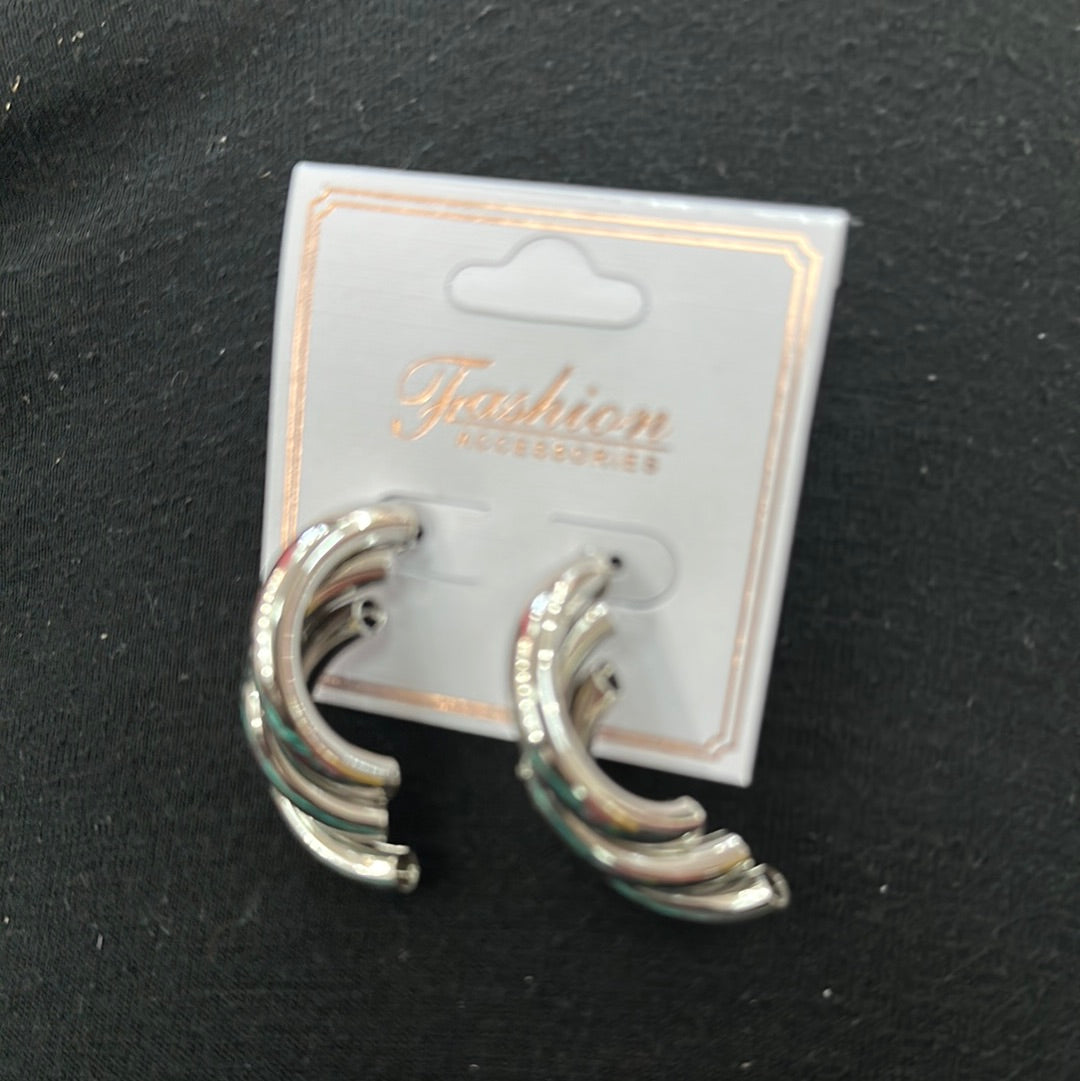 Triple Curve Earrings