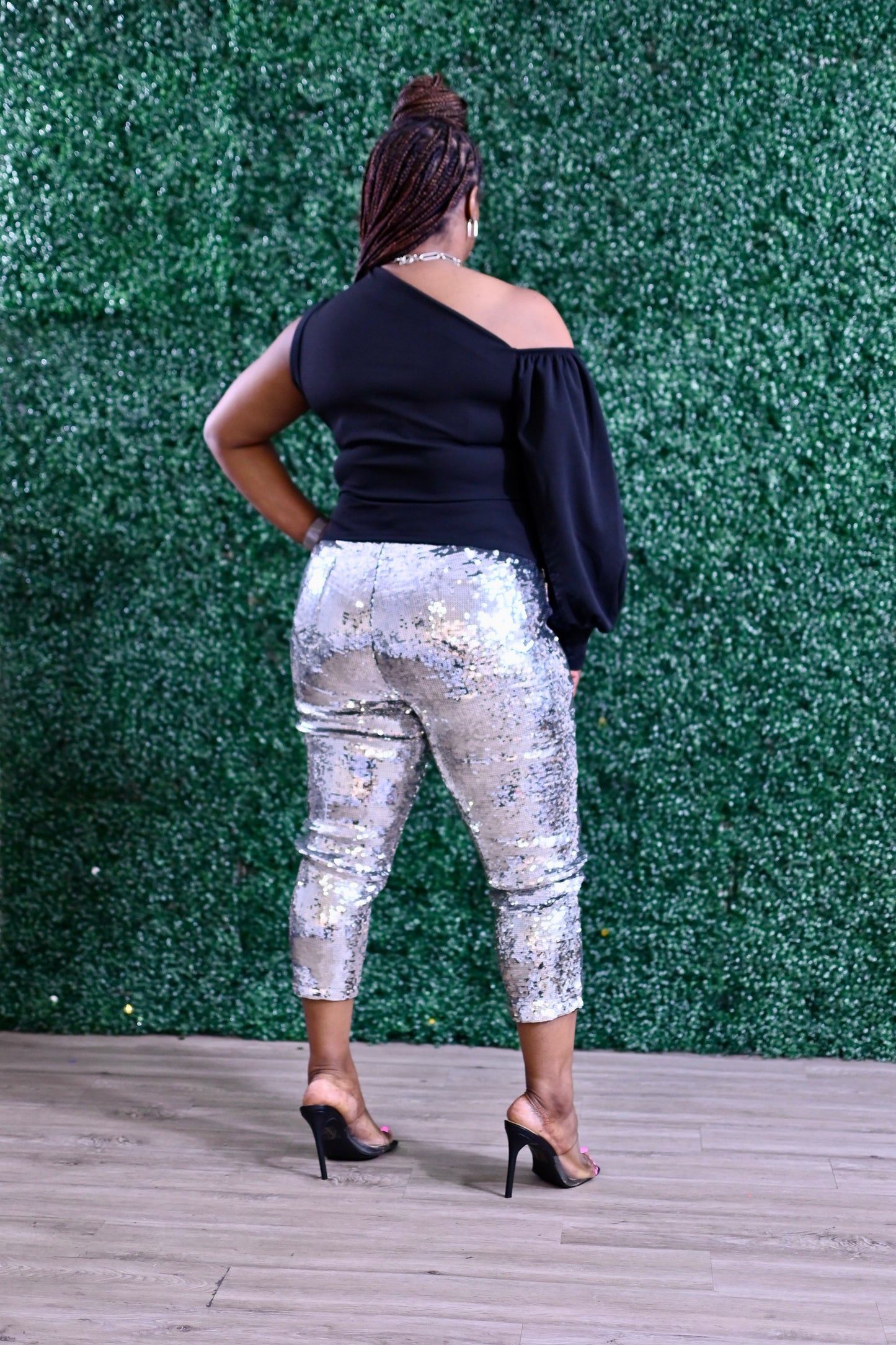 Arianna Sequin Capri *Final Sale*