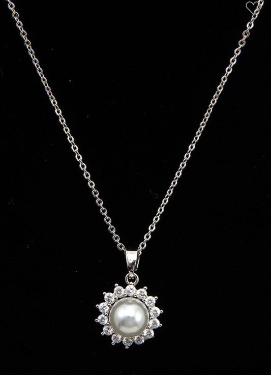 Pearl Starburst Necklace