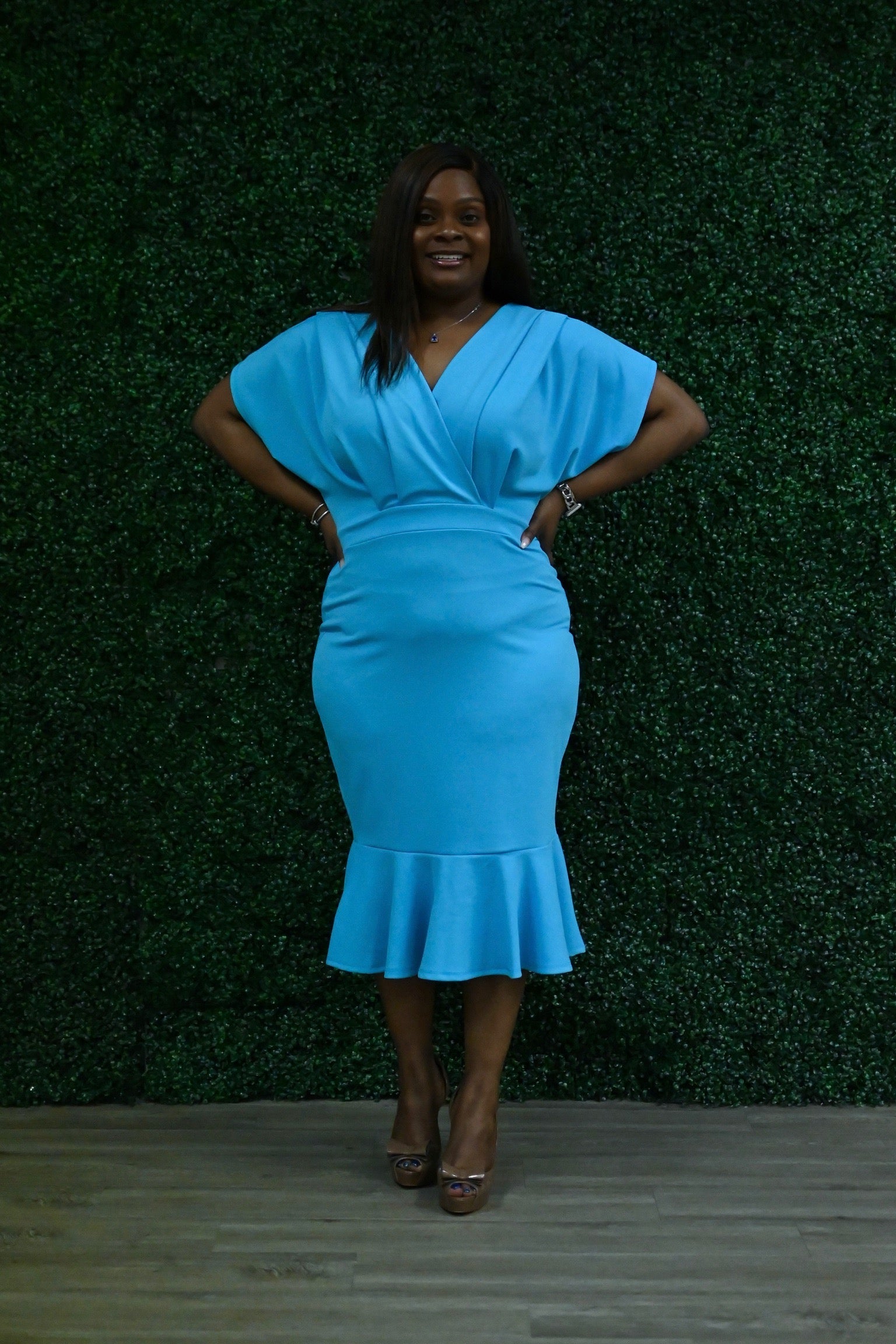 Samantha Midi Dress – Curvy Girl Styles Boutique