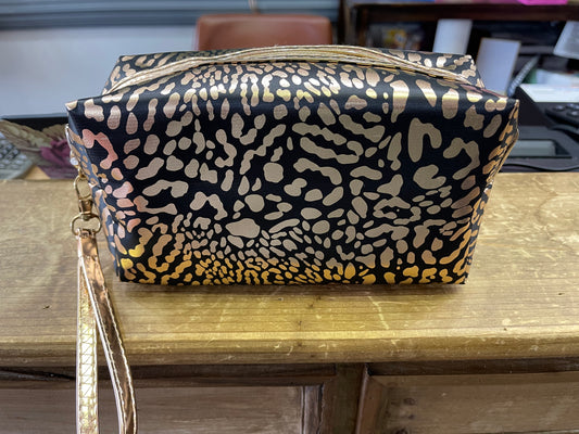 Leo Print Makeup Bag