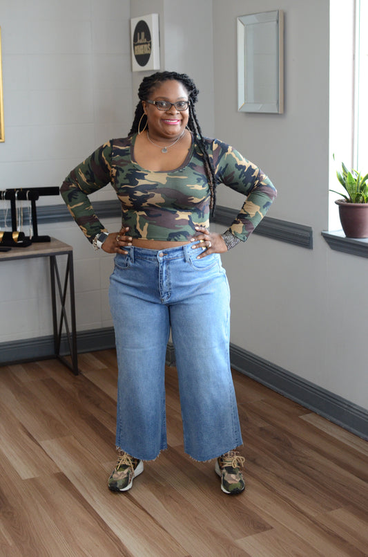 Glory Jean Capri