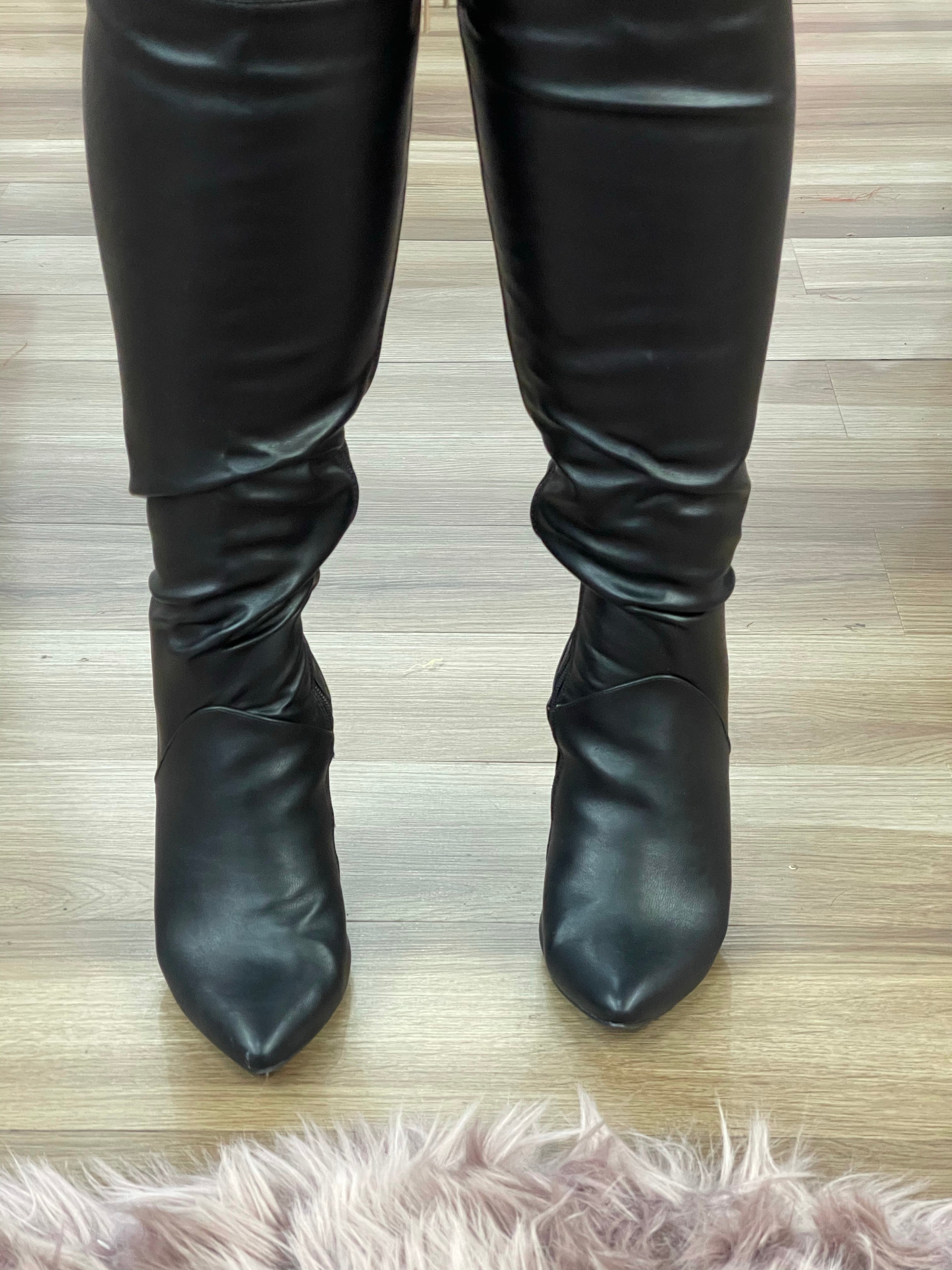 Knee high boots on sale curvy